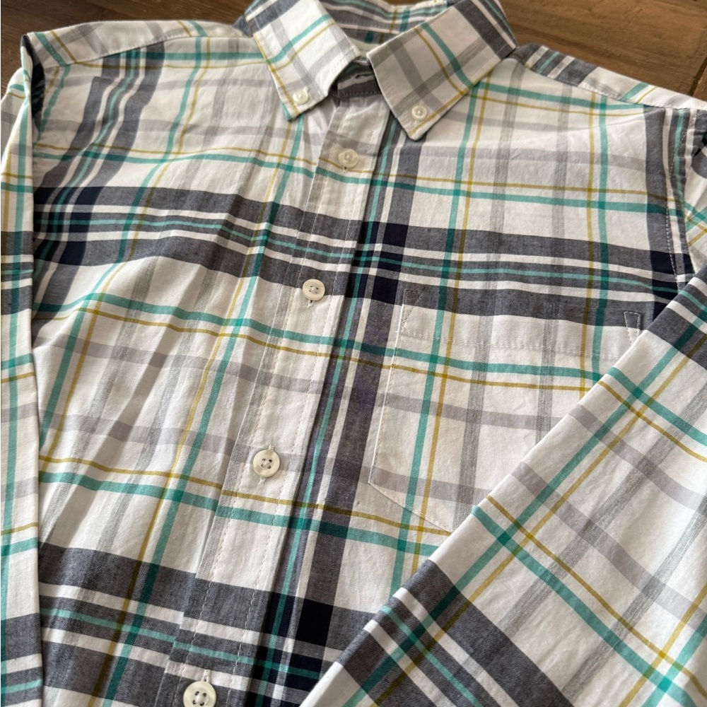 Old Navy Men's Multicolor Plaid Button-Down Shirt